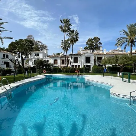 Apartment Exquisite New Townhouse/front Beach/2bedr/2,5bath *