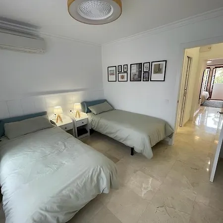 Exquisite New Townhouse/front Beach/2bedr/2,5bath *